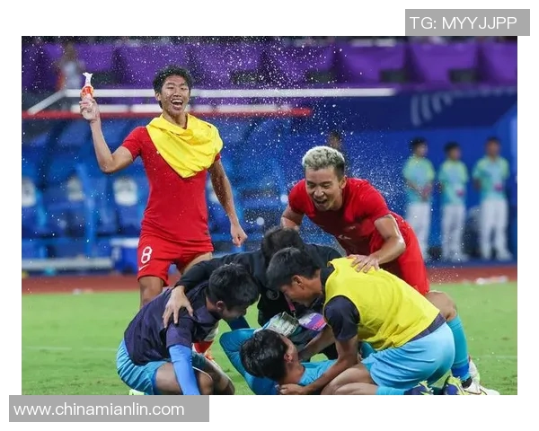 南京足球队亚运会逆袭之旅背后的奋斗与坚持故事 南京足球队亚运会逆袭之旅背后的奋斗与坚持故事