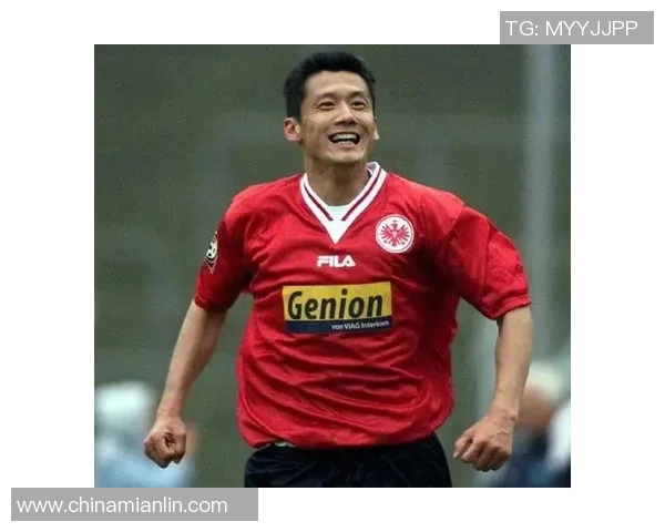 足球明星杨晨的绰号揭秘及其背后的故事与影响 足球明星杨晨的绰号揭秘及其背后的故事与影响